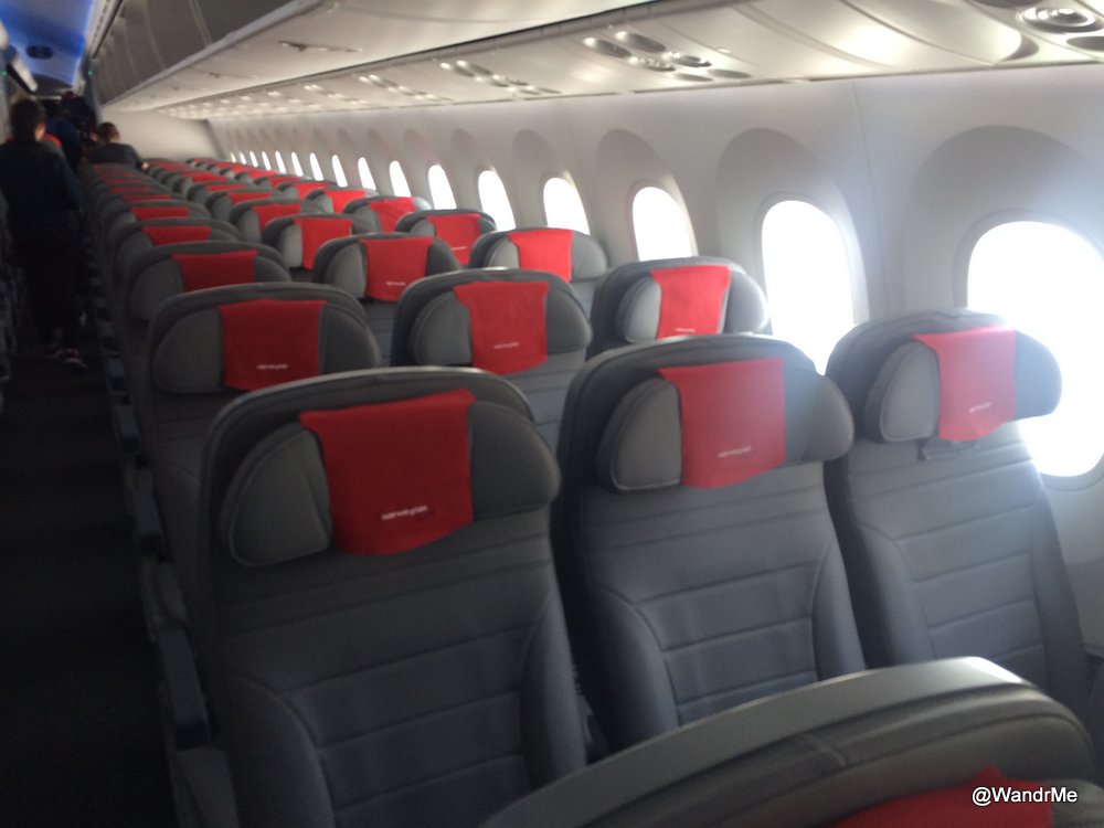 Lots and lots of seats in the Norwegian 787-9