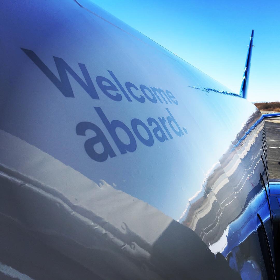 Boarding the Alaska Airlines/Horizon E175 for our inaugural flight out of Paine Field in Everett, WA